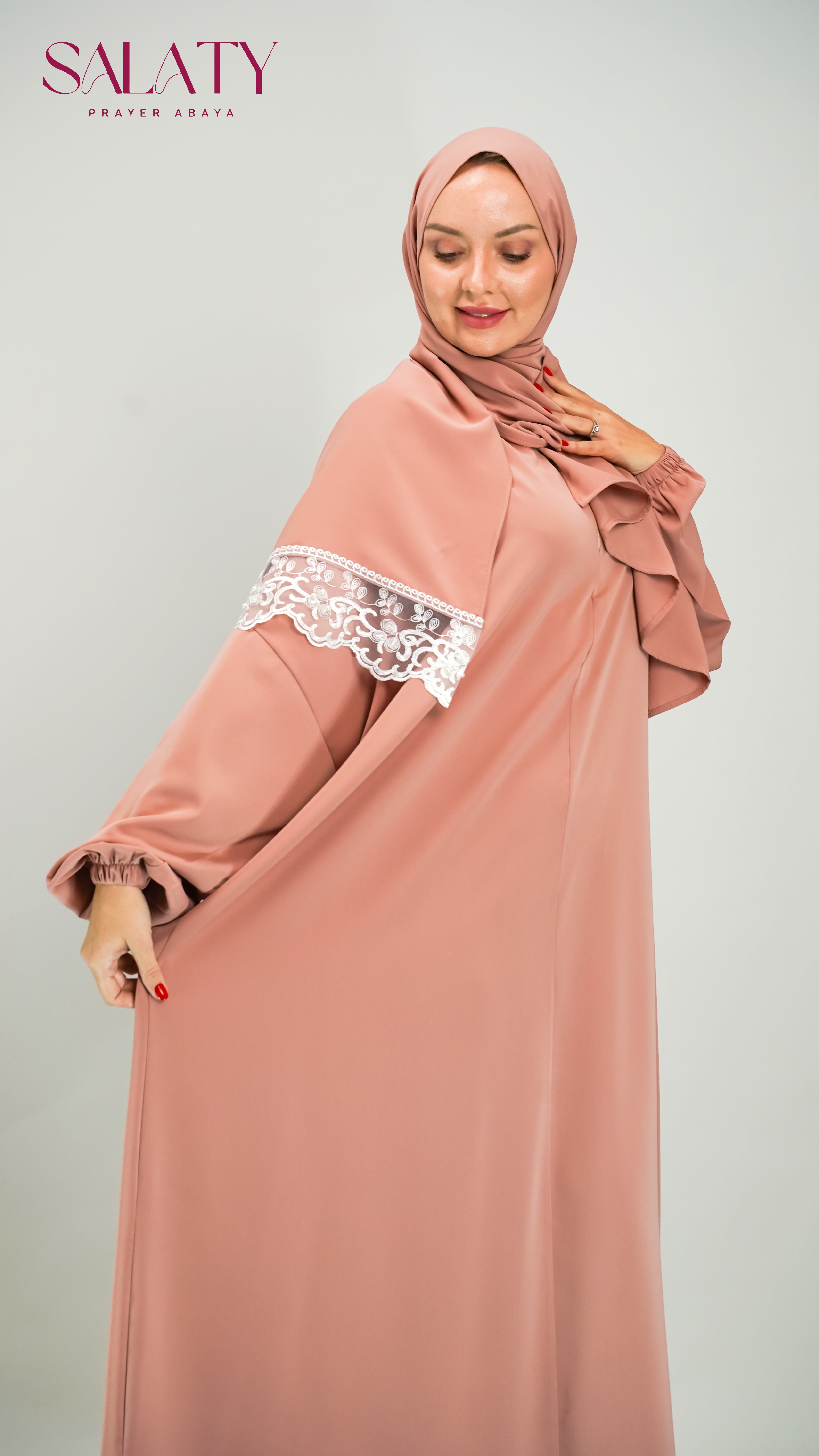 Abaya Rose Poudré